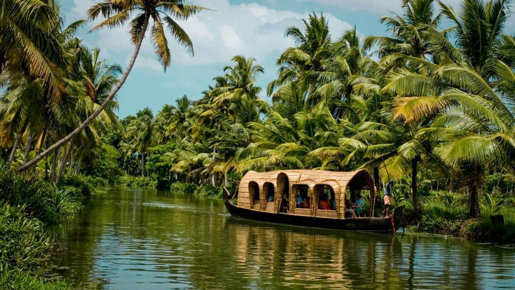 best tourist places in kerala