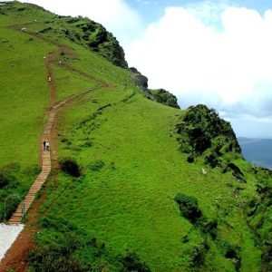 Mullayanagiri, Chikmagalur, highest peak in karnataka, Treks In Karnataka, Places To Visit In Chikmagalur In 2 Days